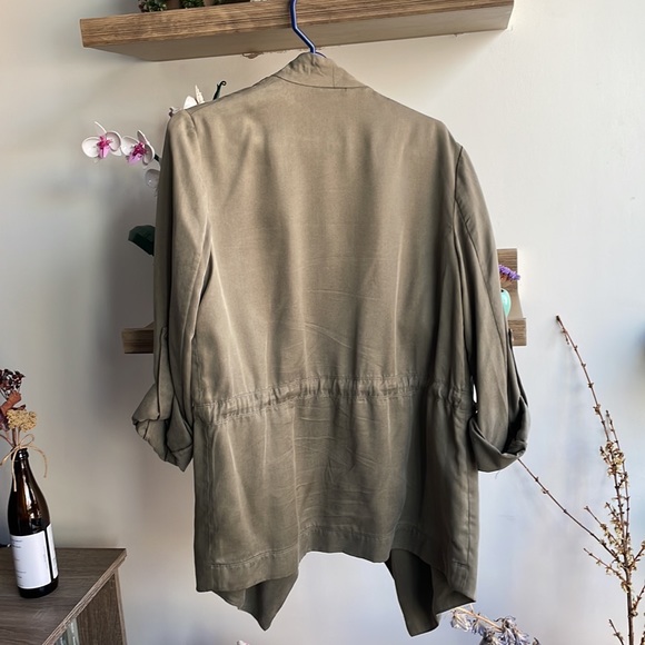 Aritzia Babaton Calipso Jacket Olive Green (size small) - Picture 2 of 5